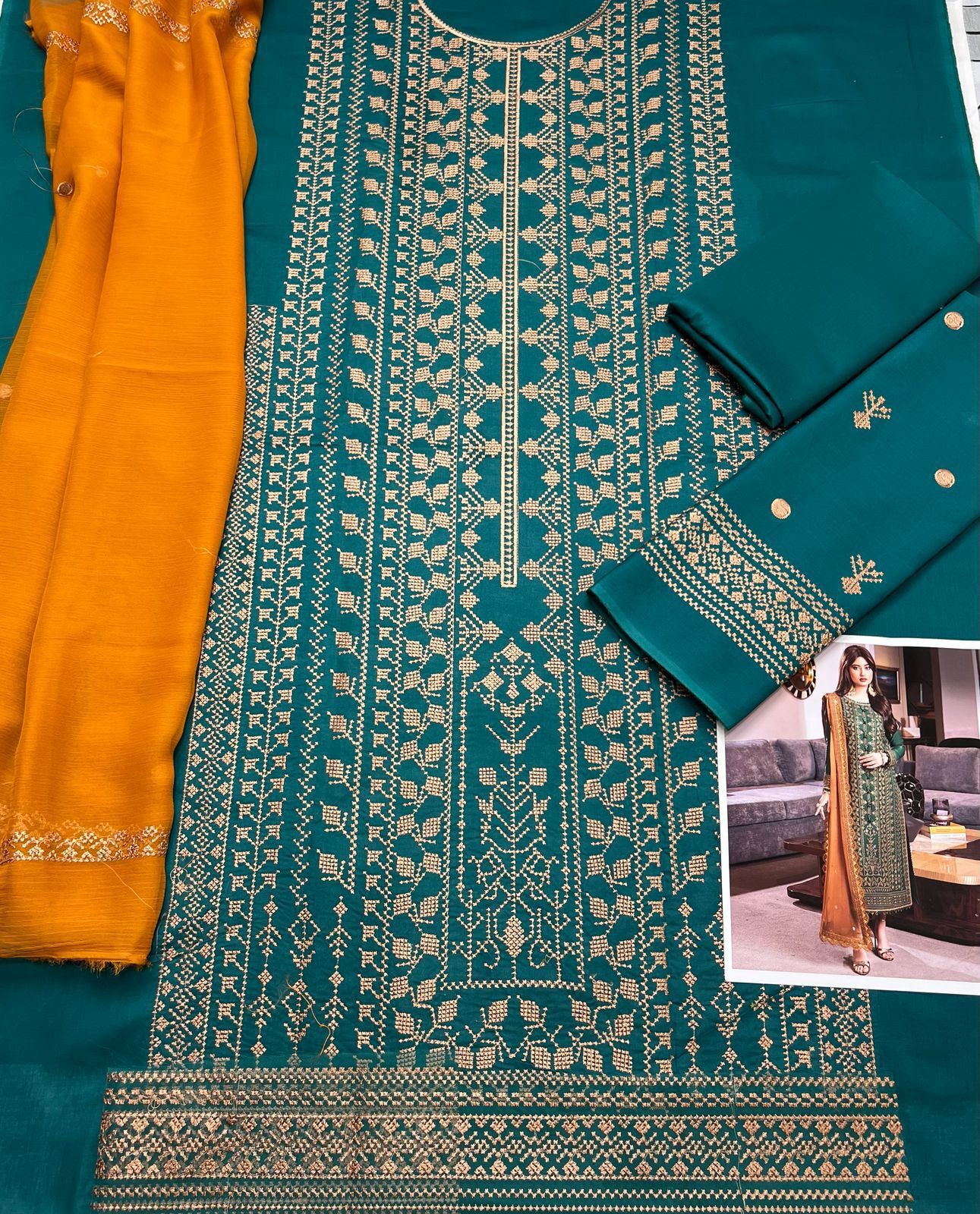 Zarqaaa Asim Jofa 4176 Luxury Lawn Suit - Image 6