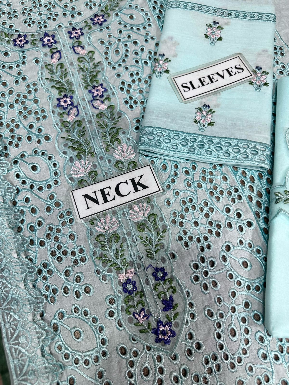 Noor Sadia Lawn Suit 3PC Silk Dupatta - Image 2